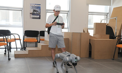 Ortaokul ve lise öğrencileri BTÜ'de robotlarla tanıştı