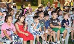 Soğukkuyu Parkı’nda çocukların sinema keyfi