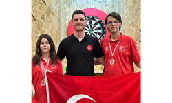 Yıldırımlı dartçılardan milli gurur