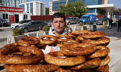 Simit tezgahına not bırakıp KPSS sınavına giren genç: "Aldığı ücreti fazlasıyla içerisine bırakmışlardı"
