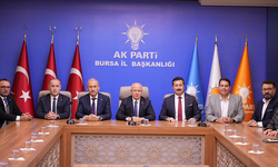 Yenişehir'de iki meclis üyesi daha AK Parti saflarına katıldı