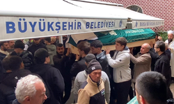 Bursa'da 18 yaşındaki genç gözyaşları arasında toprağa verildi