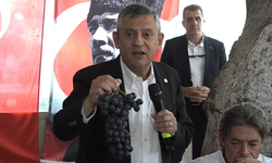 Özgür Özel Bursa'da çiftçilere seslendi: "Bursa'dan tarım bakanı çıkaracağız, Bursalı çiftçilerin yüzü gülecek"