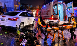 İnegöl’de otomobille motosiklet çarpıştı: 2 kardeş yaralandı
