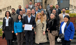 Yeni Parti Bursa İl Başkanı Yeşiltaş mazbatasını aldı
