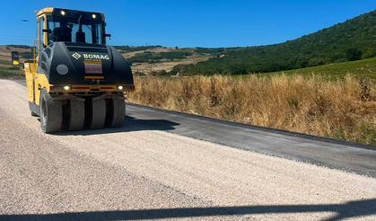 Karacabey ve Mustafakemalpaşa'da yollar yenileniyor