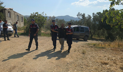 Bursa’da çalıntı araçla 10 kilometrelik kovalamaca! Zeytinlikte yakalandı