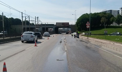 Bursa’da yola dökülen kimyasal madde paniğe sebep oldu, trafik kilitlendi
