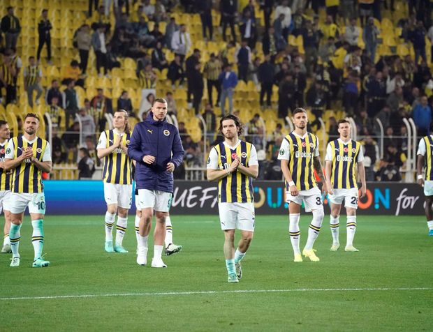 Fenerbahçe penaltı atışlarıyla Avrupa Konferans Ligi'ne veda etti