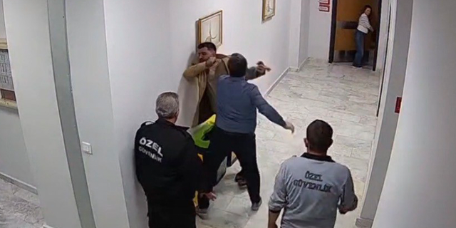 Hastane müdürünün darbettiği personel konuştu