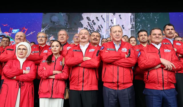 Cumhurbaşkanı Erdoğan Türkiye'nin ilk uzay yolcularını duyurdu