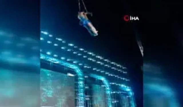 Çinli akrobat gösteri sırasında metrelerce yüksekten yere çakıldı