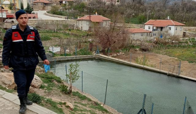 Karaman Yukarıkızılca Köyü'nde sulama havuzuna düşen Ayşen Şen boğuldu