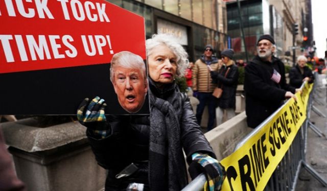 Donald Trump’ın suçlanmasının ardından New York'ta alarm verildi