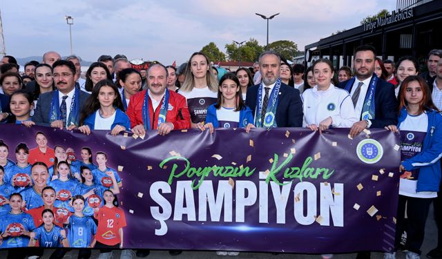 'Poyrazın Kızları' Bursa Büyükşehir’in gücüyle birleşince şampiyon kaçınılmaz oldu