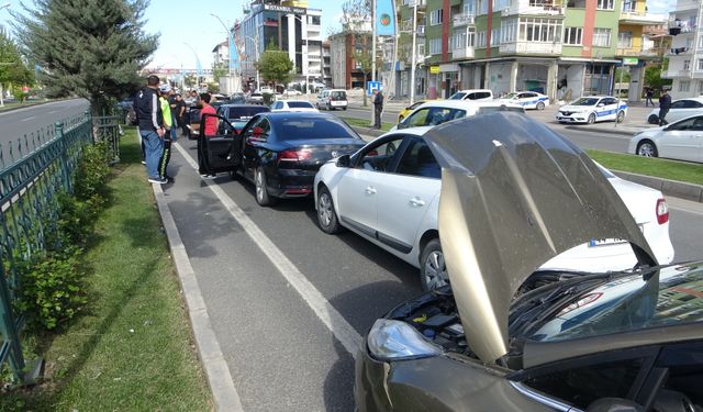 Malatya’da zincirleme kaza! Trafik kilitlendi