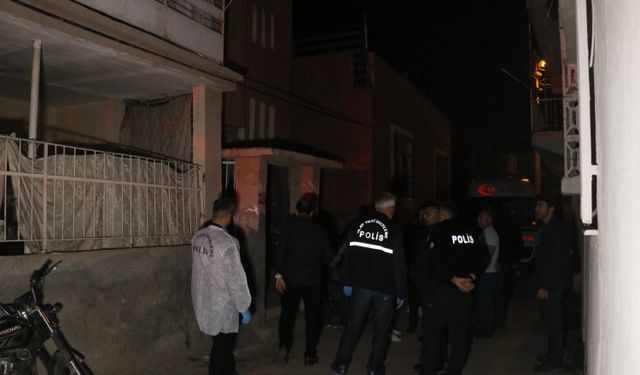 Adana Seyhan ilçesinde bir şahıs bütün aile bireylerinin boğazını kesti: 2 ölü, 2 ağır yaralı