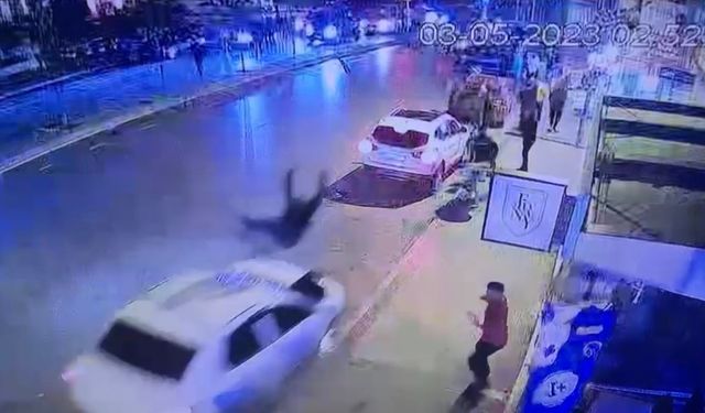 İstanbul'un göbeğinde aracını üzerlerine sürüp adamı öldürdü