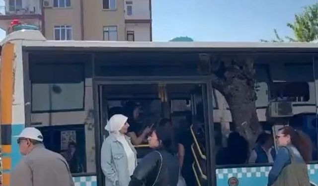 Antalya'da yolcularla tartışan otobüs şoförü otobüsü park edip işi bıraktı