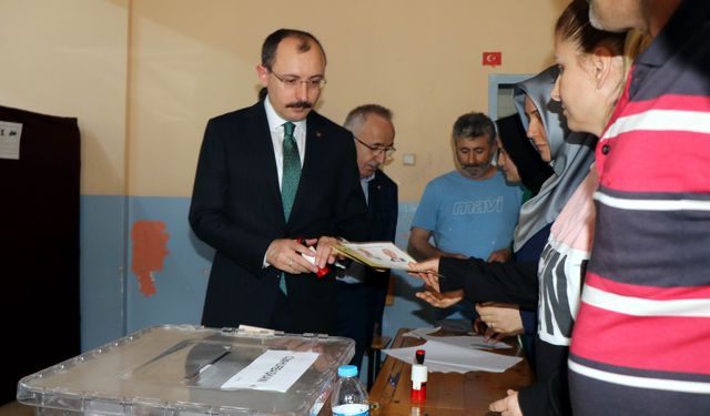 Bakan Mehmet Muş: “Bu seçimin sonuçları ilk seçimlerden daha kısa sürede belli olur”
