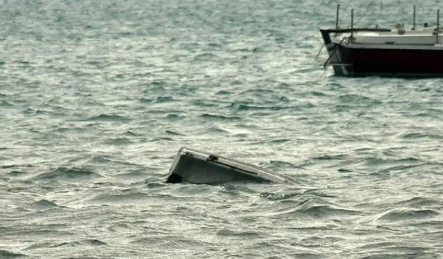 Çin balıkçı gemisi alabora oldu: 39 kayıp