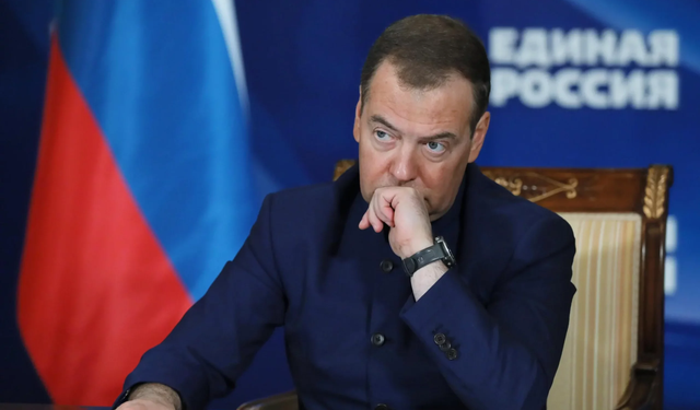 Ukrayna'nın NATO'ya alınması çağrısına Dmitriy Medvedev'den uyarı