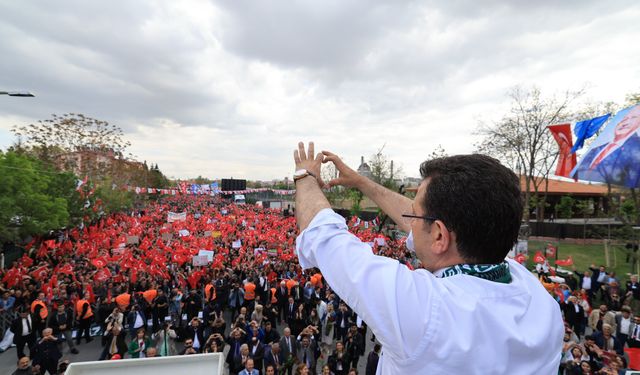 Ekrem İmamoğlu, Erzurum'da yaşanan olaylardan sonra Konya'da konuştu