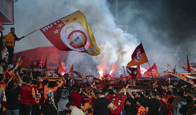 Şampiyon Galatasaray'dan TFF'ye kupa başvurusu