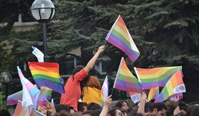  ODTÜ’de LGBT destek yürüyüşü