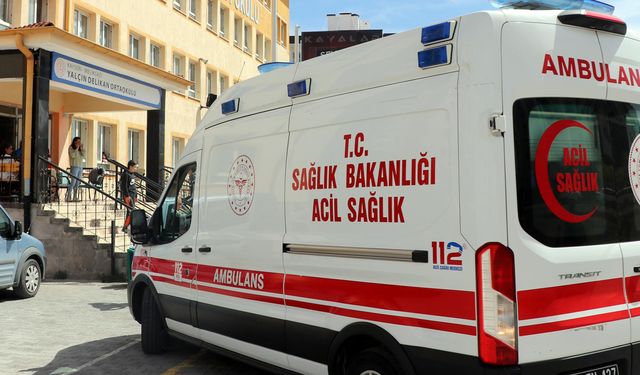 Kayseri'de bir öğrenci para için okul arkadaşını bıçakladı