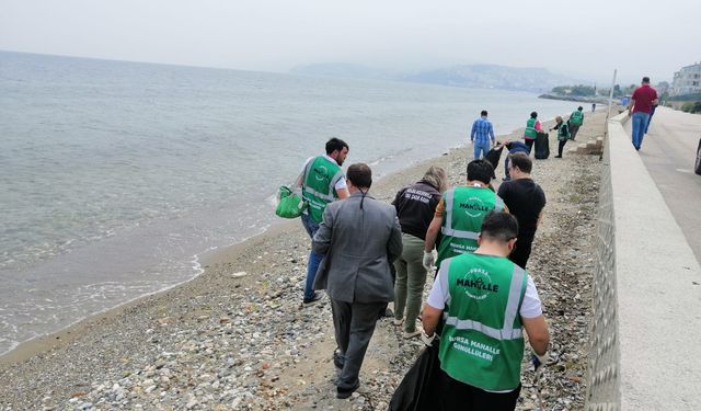 Marmara kıyıları gönüllüler tarafından temizlendi