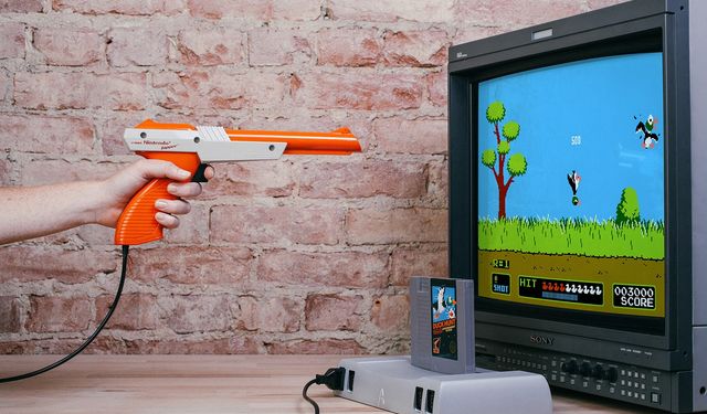 Ördek vurma oyunu Duck Hunt'ın tabancasıyla gerçek soygun yapıldı