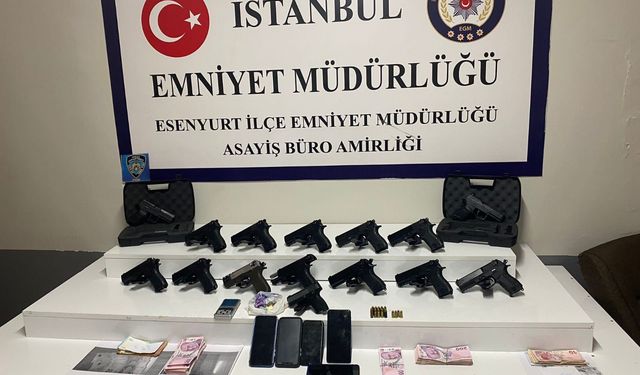 İstanbul'da “poşette silah taşıyorlar” ihbarına 4 gözaltı!