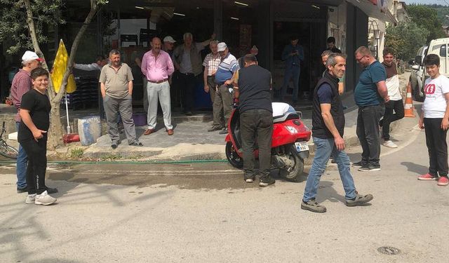 Bursa'da motosikletin içinden yılan çıktı