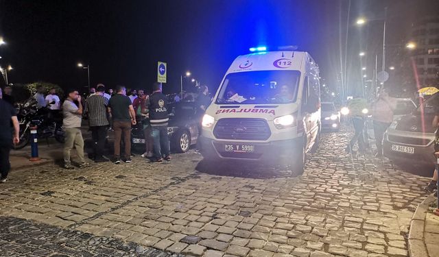 İzmir Kordon Boyu’nda göğsünden bıçaklanan polis ağır yaralandı