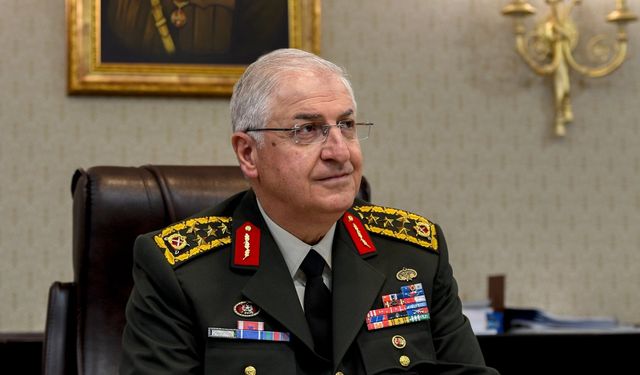 Genelkurmay Başkanı Yaşar Güler, Milli Savunma Bakanı oldu