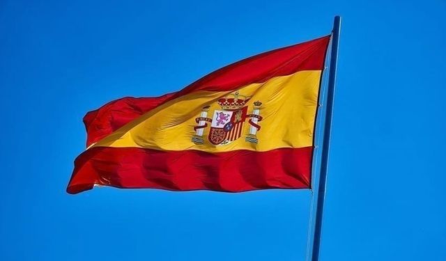 İspanya'da belediye başkanları yazı turayla seçildi