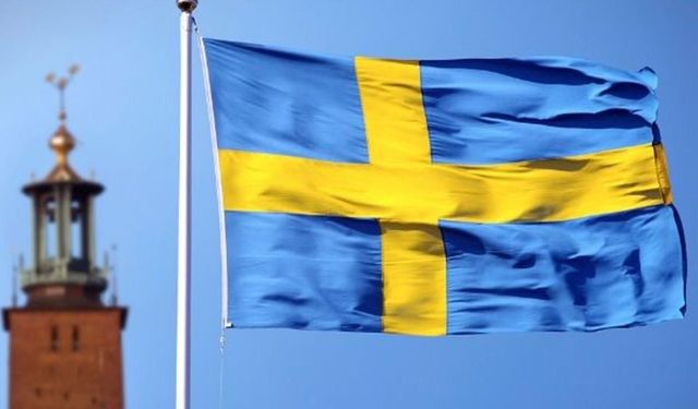 İsveç, Kur’an yakma eylemine izin verdi