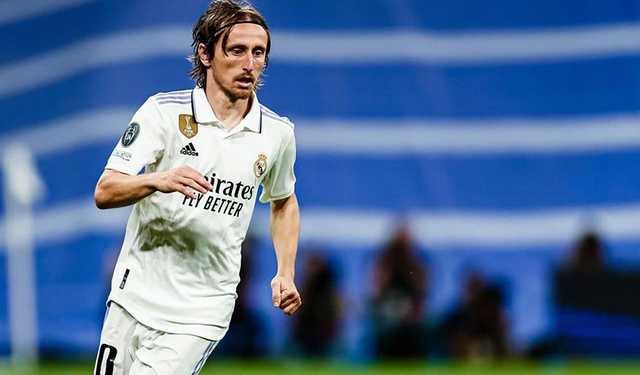 Real Madrid'de Luka Modric'in sözleşmesi bir yıl uzatıldı