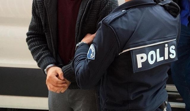 İstanbul'da icra yapılırken avukata silah çeken şahıs tutuklandı