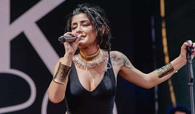 "En Güçlü Cover Şarkı" ödülünü alan Melek Mosso'dan konser açıklaması