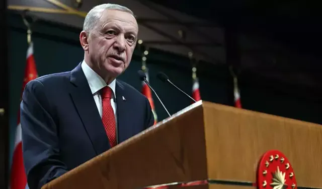 Cumhurbaşkanı Erdoğan A Milli Erkek Voleybol Takımı'nı tebrik etti