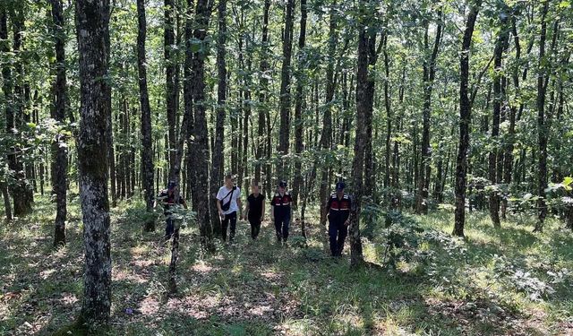 Kırklareli Vize ilçesinde ormanda 15 gün önce kaybolan 2 genç jandarma tarafından bulundu