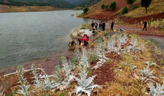 Eskişehir Odunpazarı ilçesinde sulama göletine giren Soner Sınırlı'nın cansız bedenine ulaşıldı
