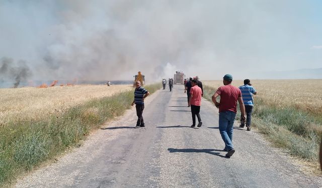 Kırşehir Boztepe ilçesinde yangını söndürmeye çalışan Mustafa Baran canından oldu