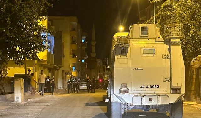 Mardin Nusaybin ilçesinde yakalanacağını anlayan teröristler kendini patlattı: 1 ölü