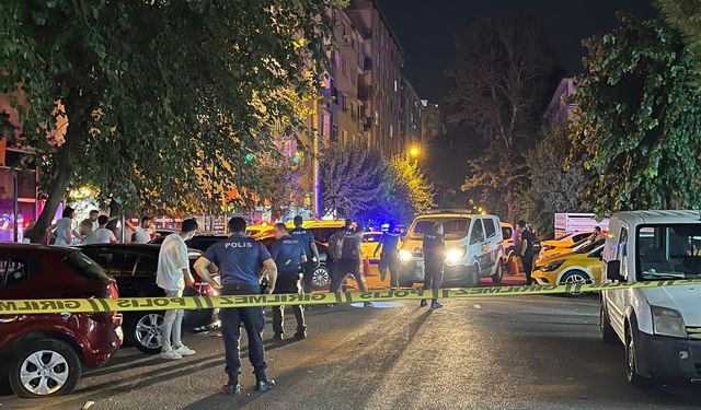 Diyarbakır Yenişehir ilçesinde otomobile silahlı saldırı