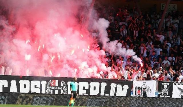 Beşiktaş - Augsburg hazırlık maçı saha olaylarından dolayı tamamlanamadı
