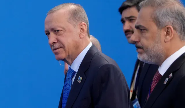 Cumhurbaşkanı Erdoğan, NATO Zirvesi'nde temaslarına devam ediyor