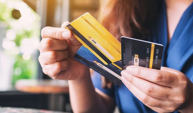 BDDK açıkladı: Kredi kartıyla yurt dışı harcamalara taksit sınırlaması!